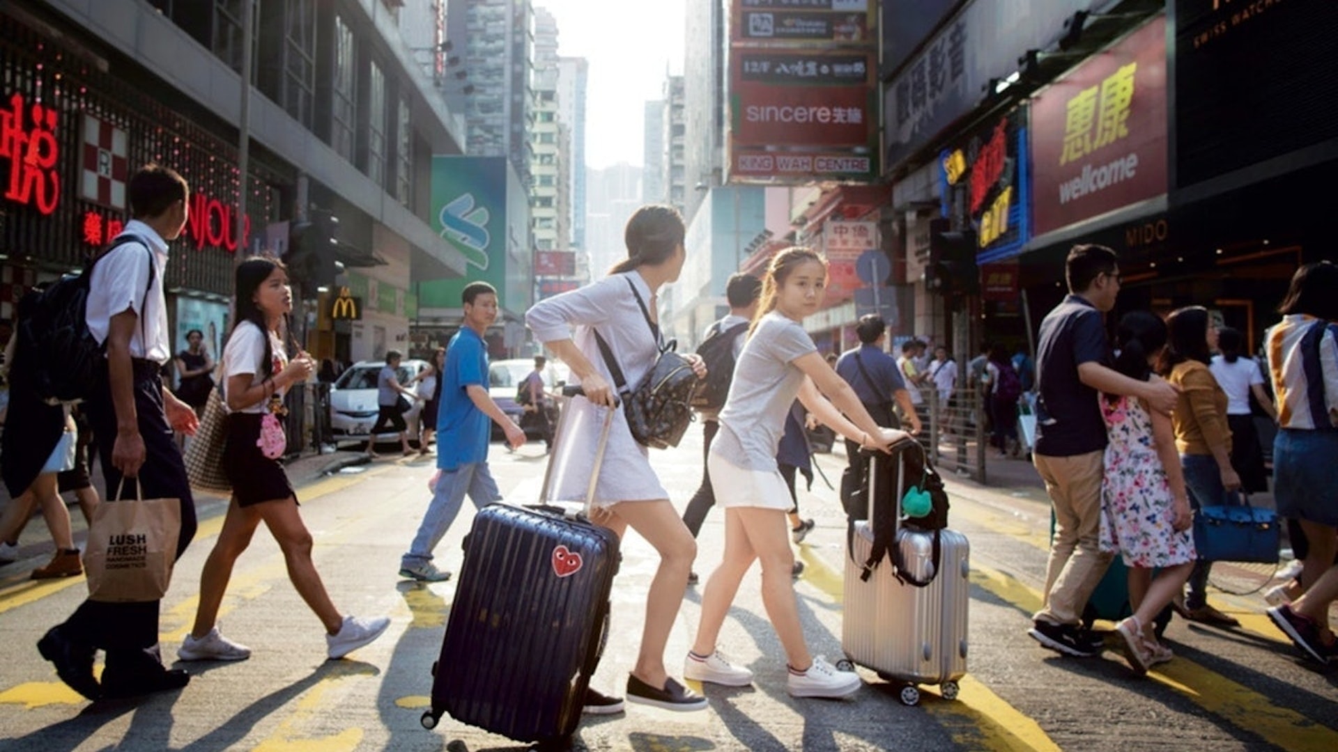 香港與內地通關後旅客增加。（資料圖片）