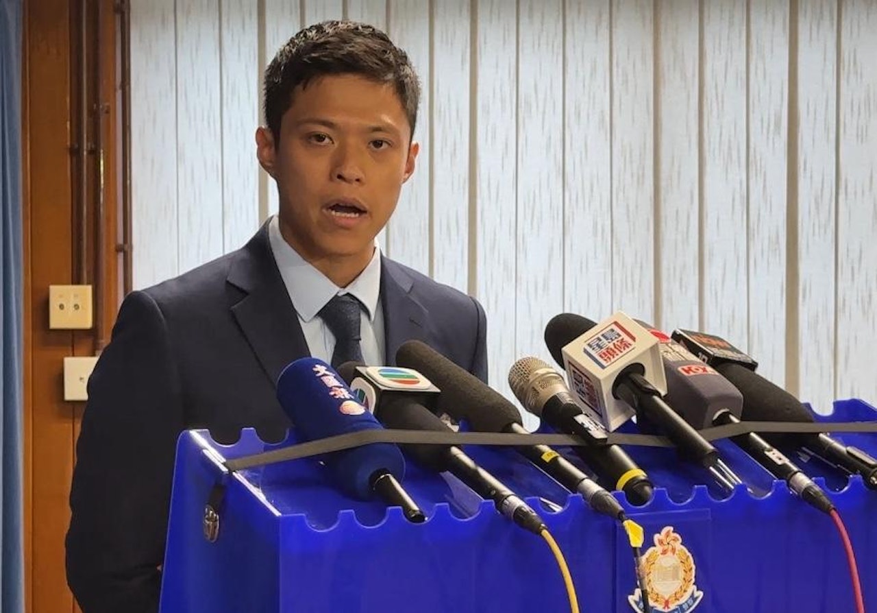 崔炳熙呼籲遊客要遵守本港管有槍械的相關法例。（林澤鋒攝）